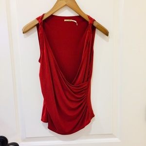 NEW - Max Studio top